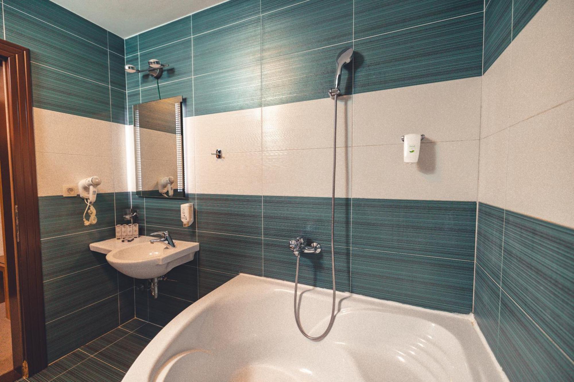 Etno Selo Stanisici Hotel Leonida Dijelovi Εξωτερικό φωτογραφία